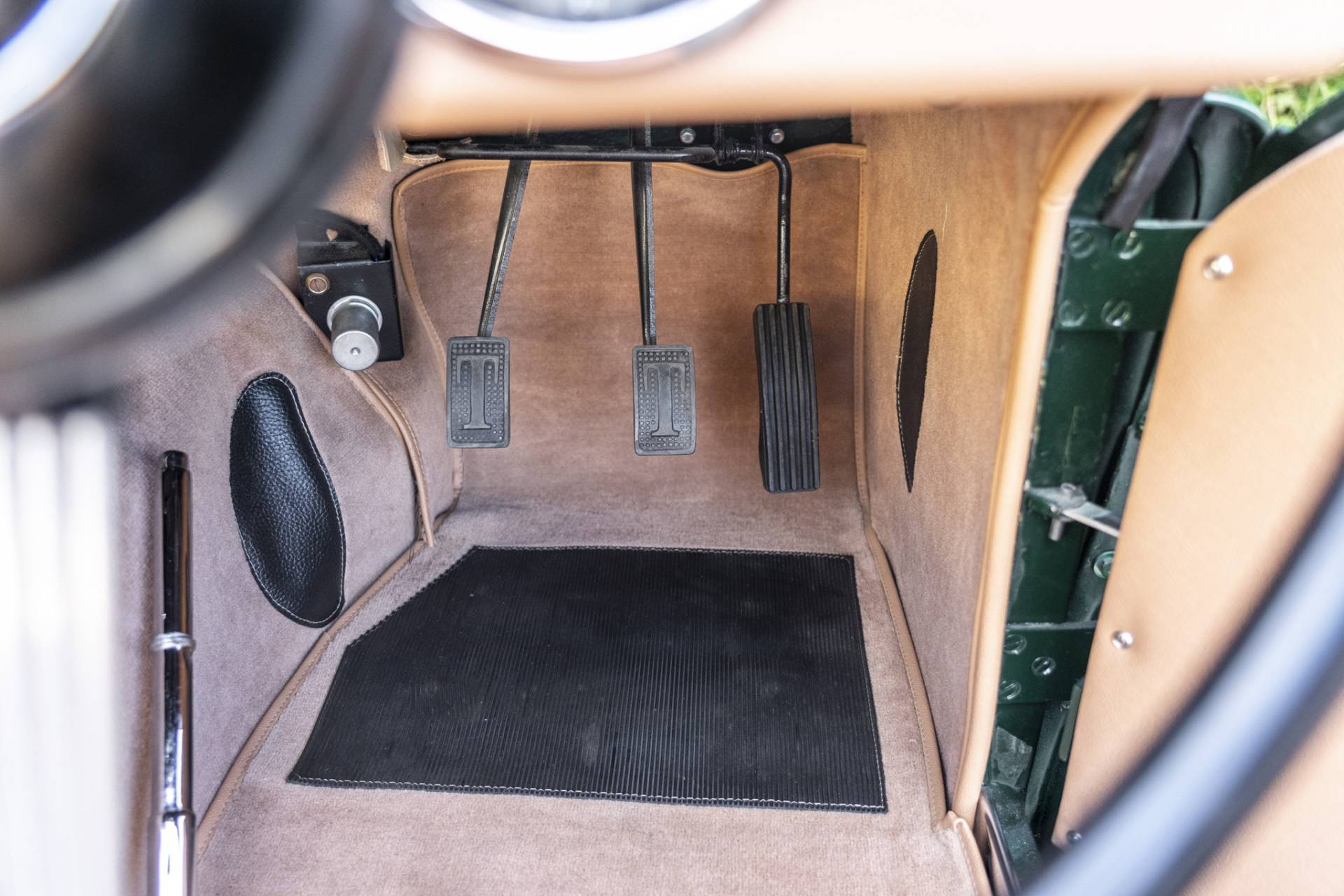 Triumph TR 2 - Triumph TR2 Long Door