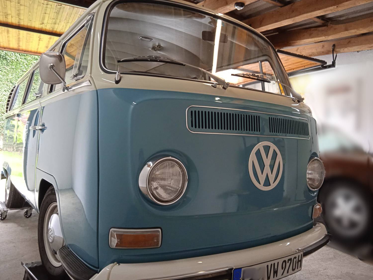 Volkswagen T2a Kombi