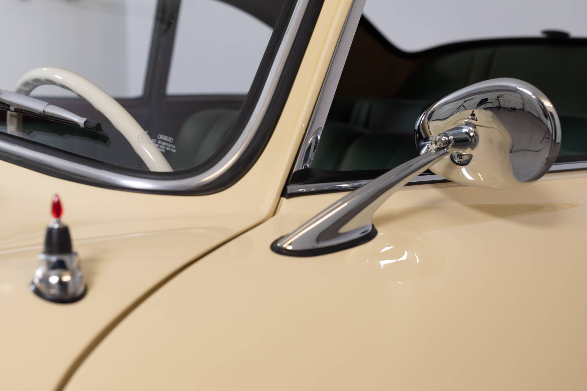 Porsche 356 1500 - Spiegel vorne links