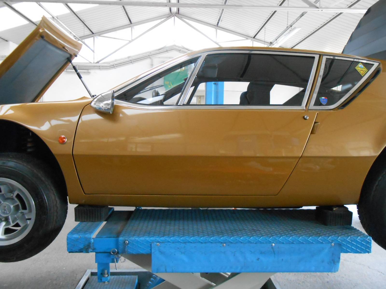Alpine A 310 1600 VF injection