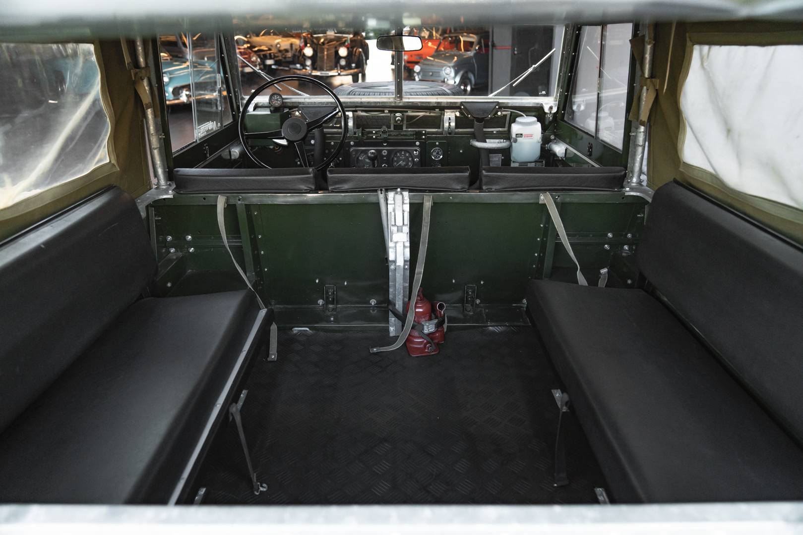 Land Rover 88