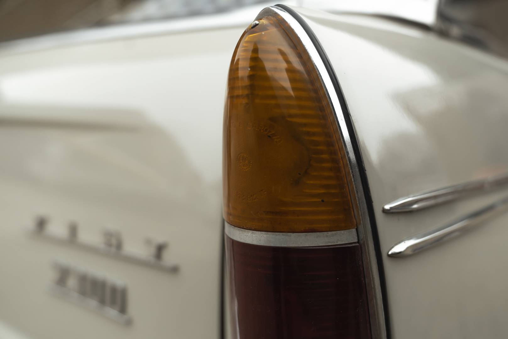 FIAT 2300