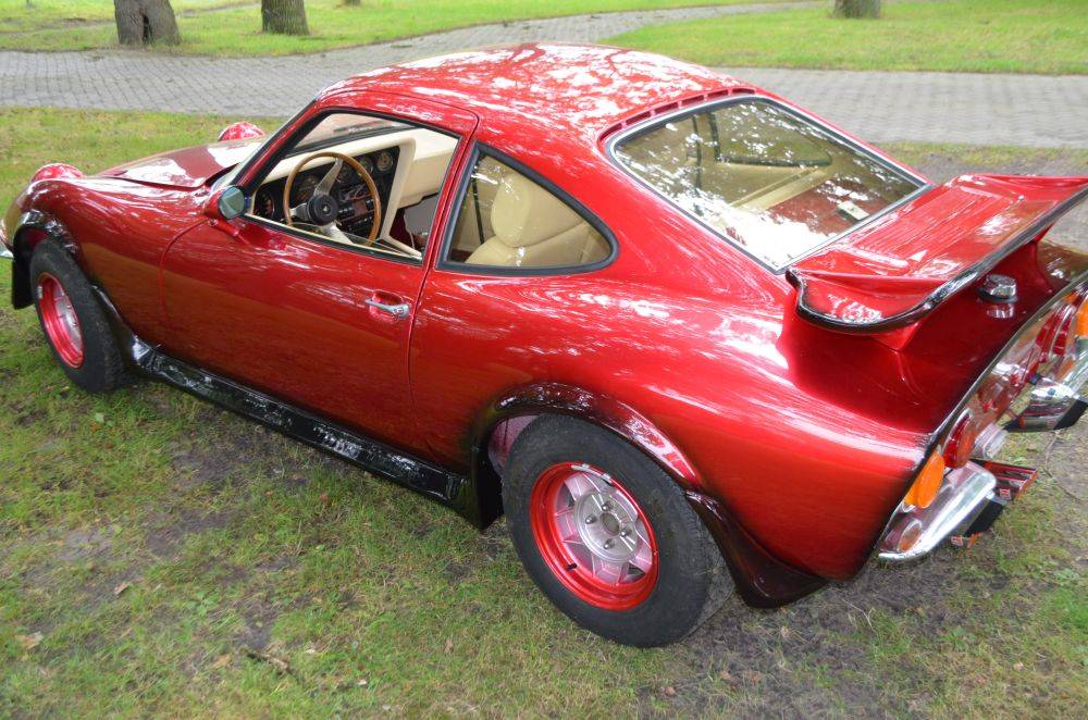 Opel GT 1900