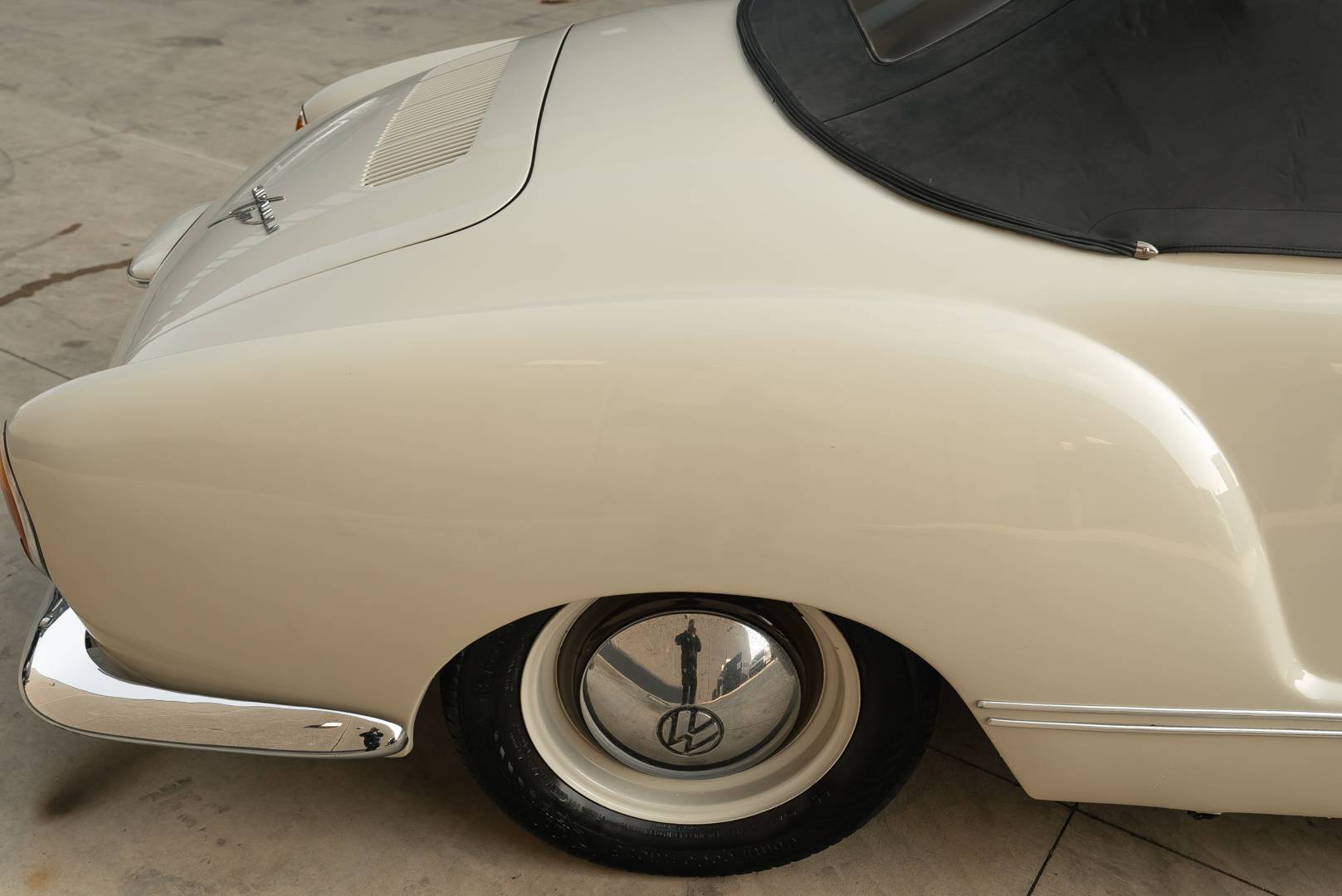Volkswagen Karmann Ghia 1200