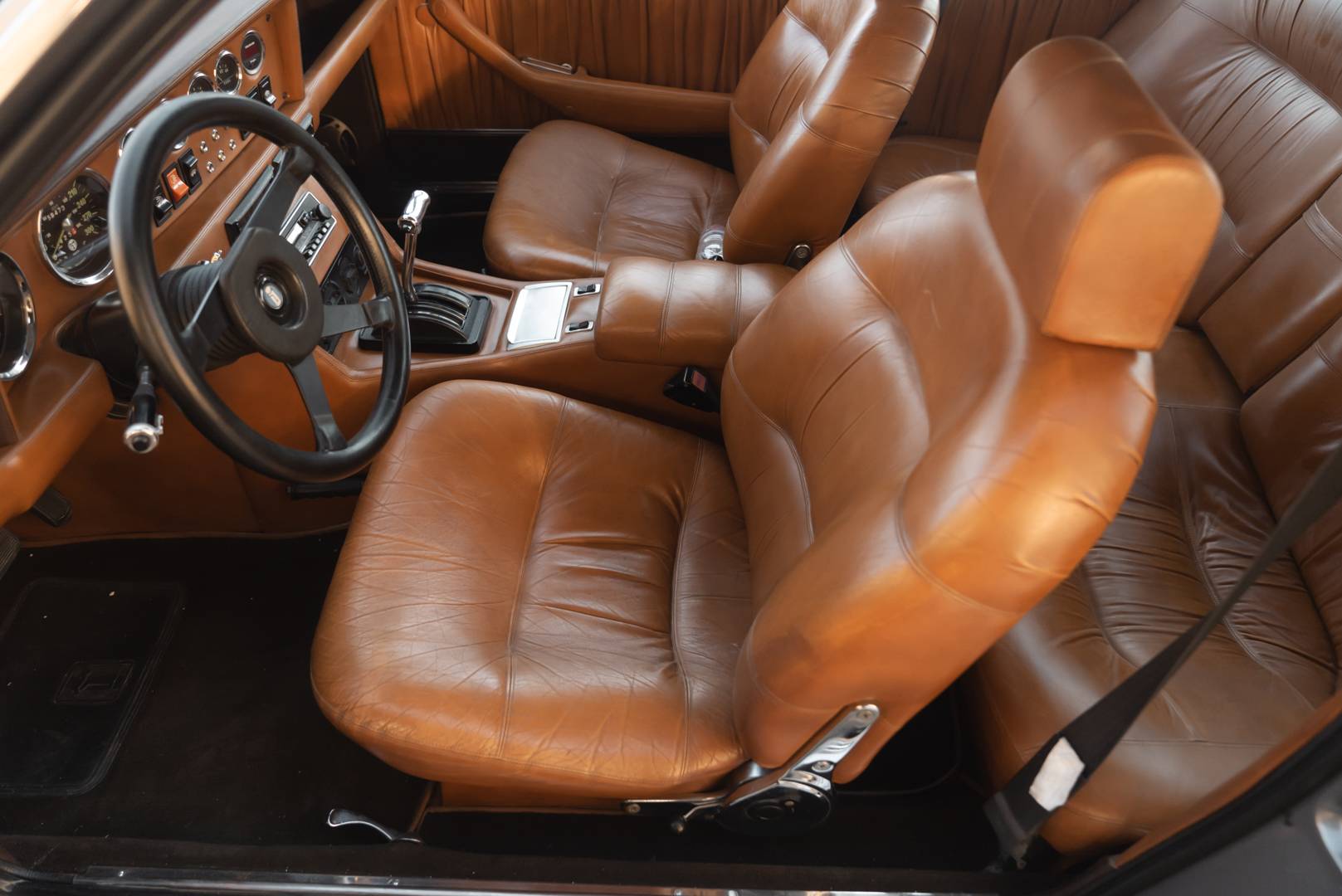 De Tomaso Longchamp