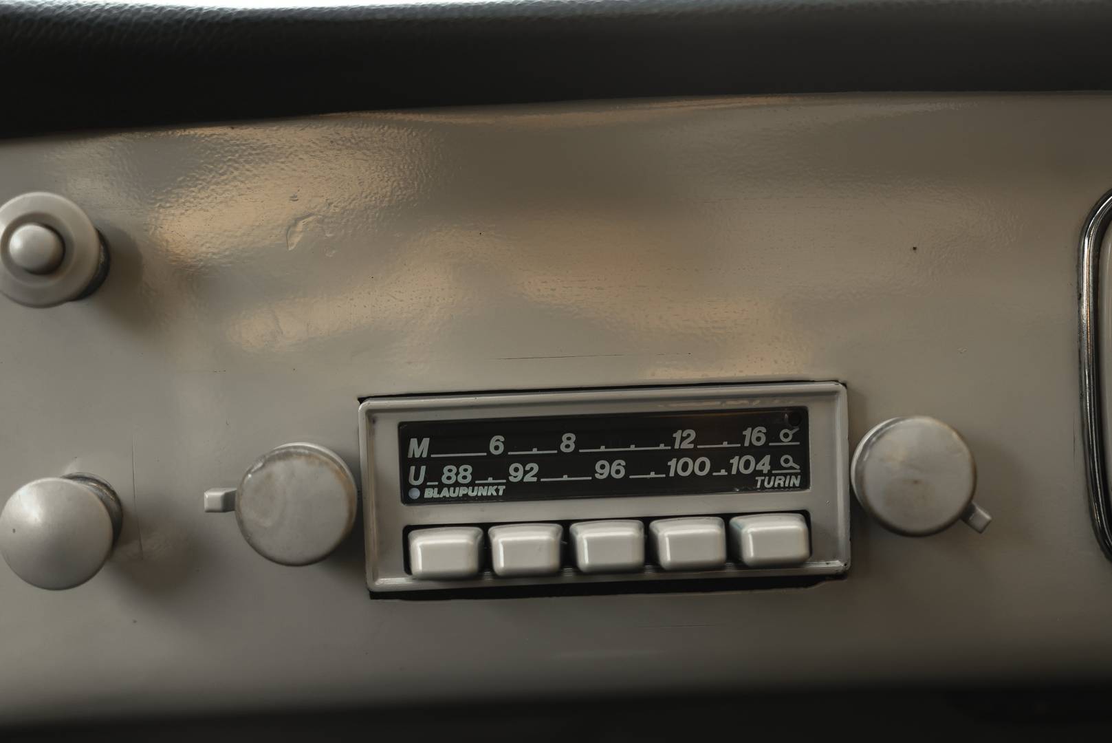 Volkswagen Karmann Ghia 1200