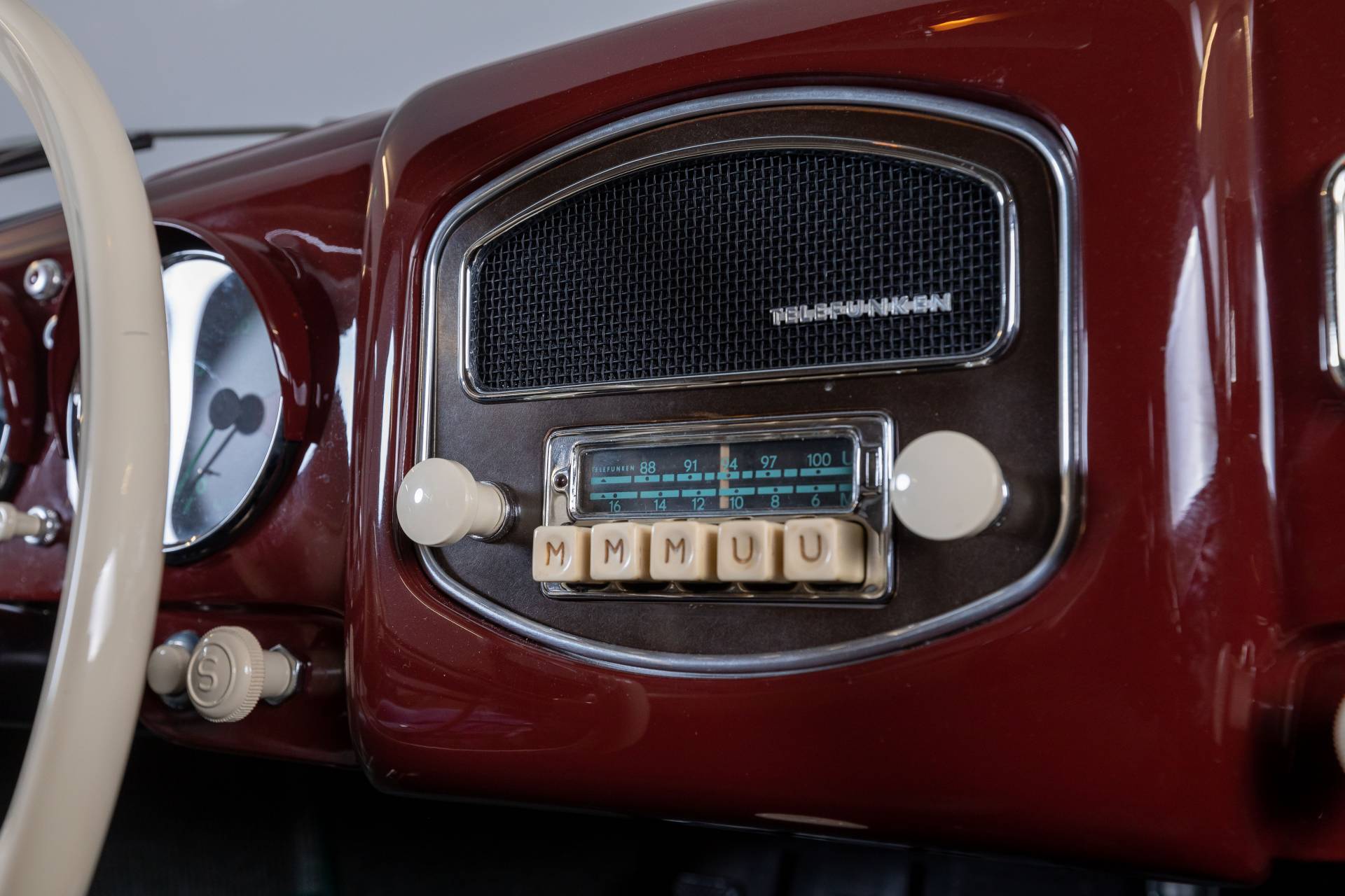 Porsche 356 1500 - Radio