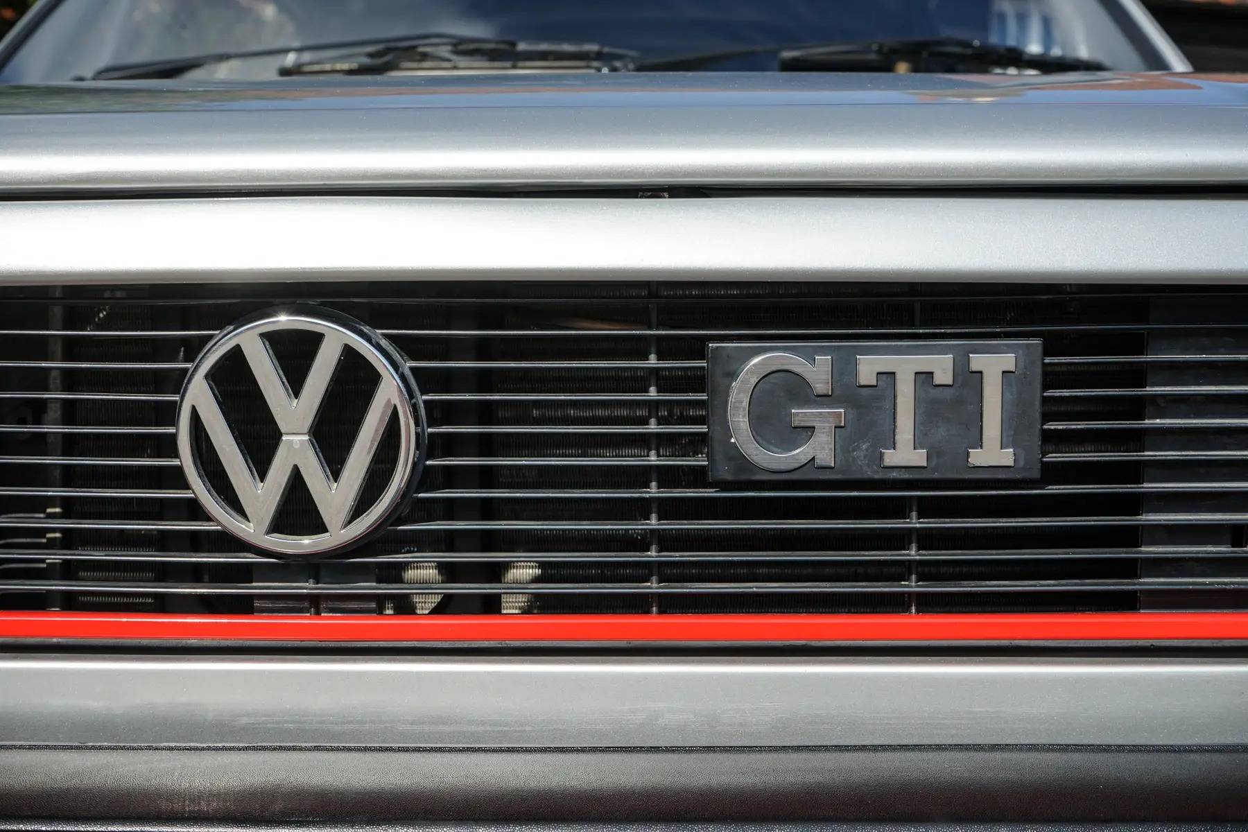 En Venta Volkswagen Golf I GTI 1 6 1981 Offered For 15 847