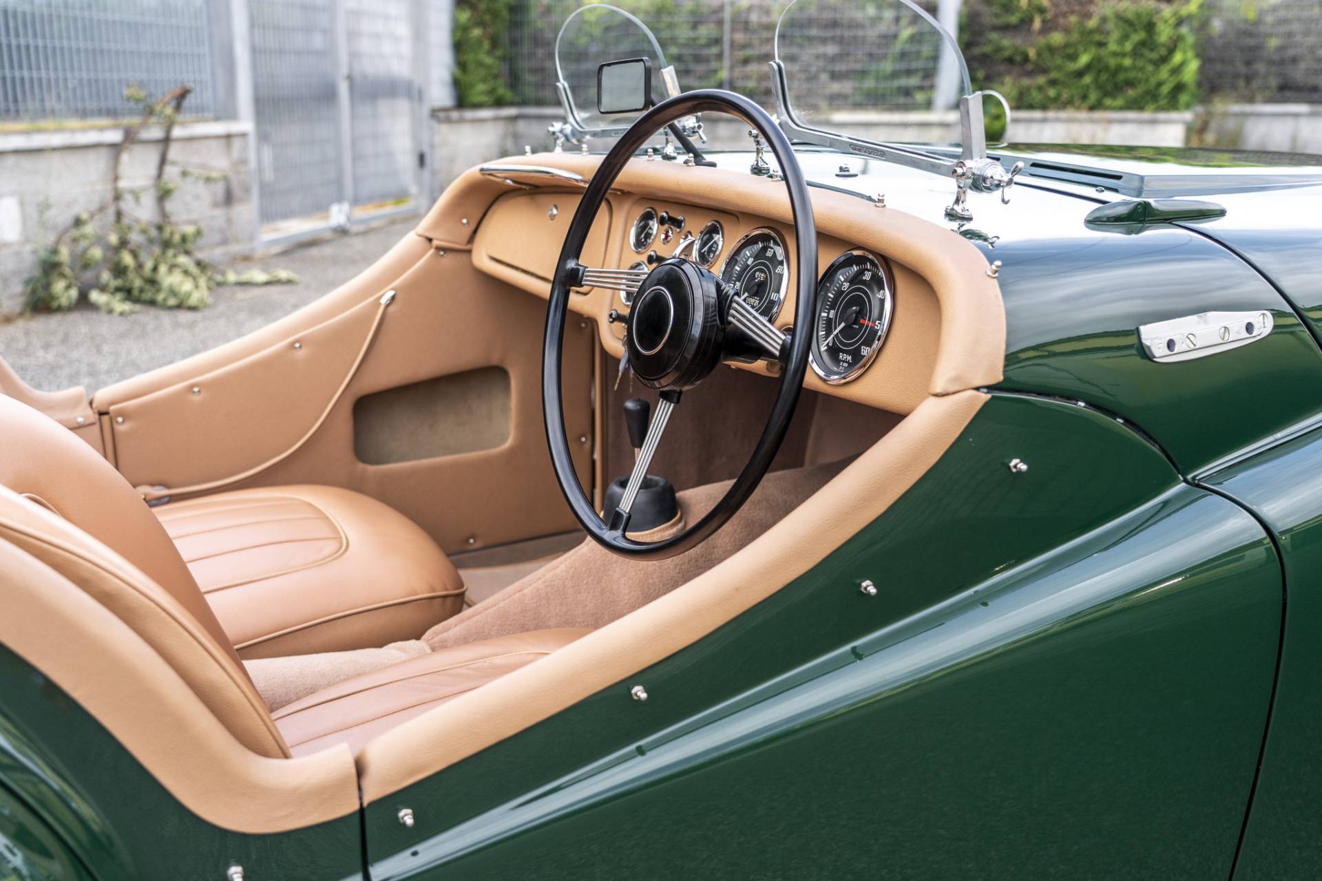 Triumph TR 2 - Triumph TR2 Long Door