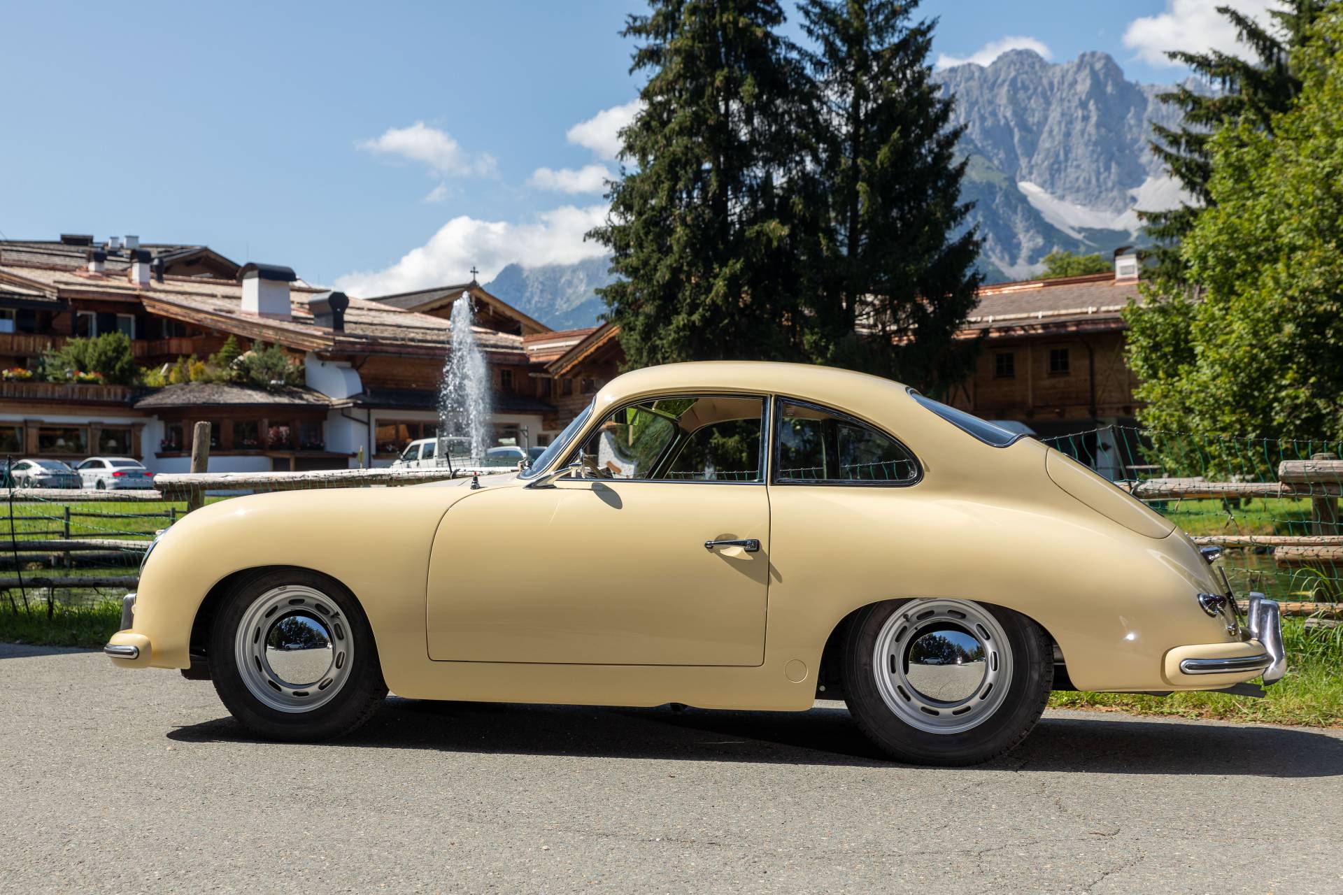 Porsche 356 1500 - Seite hinten links
