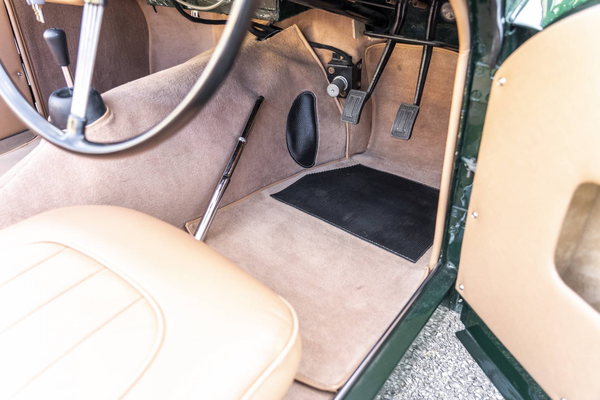 Triumph TR 2 - Triumph TR2 Long Door