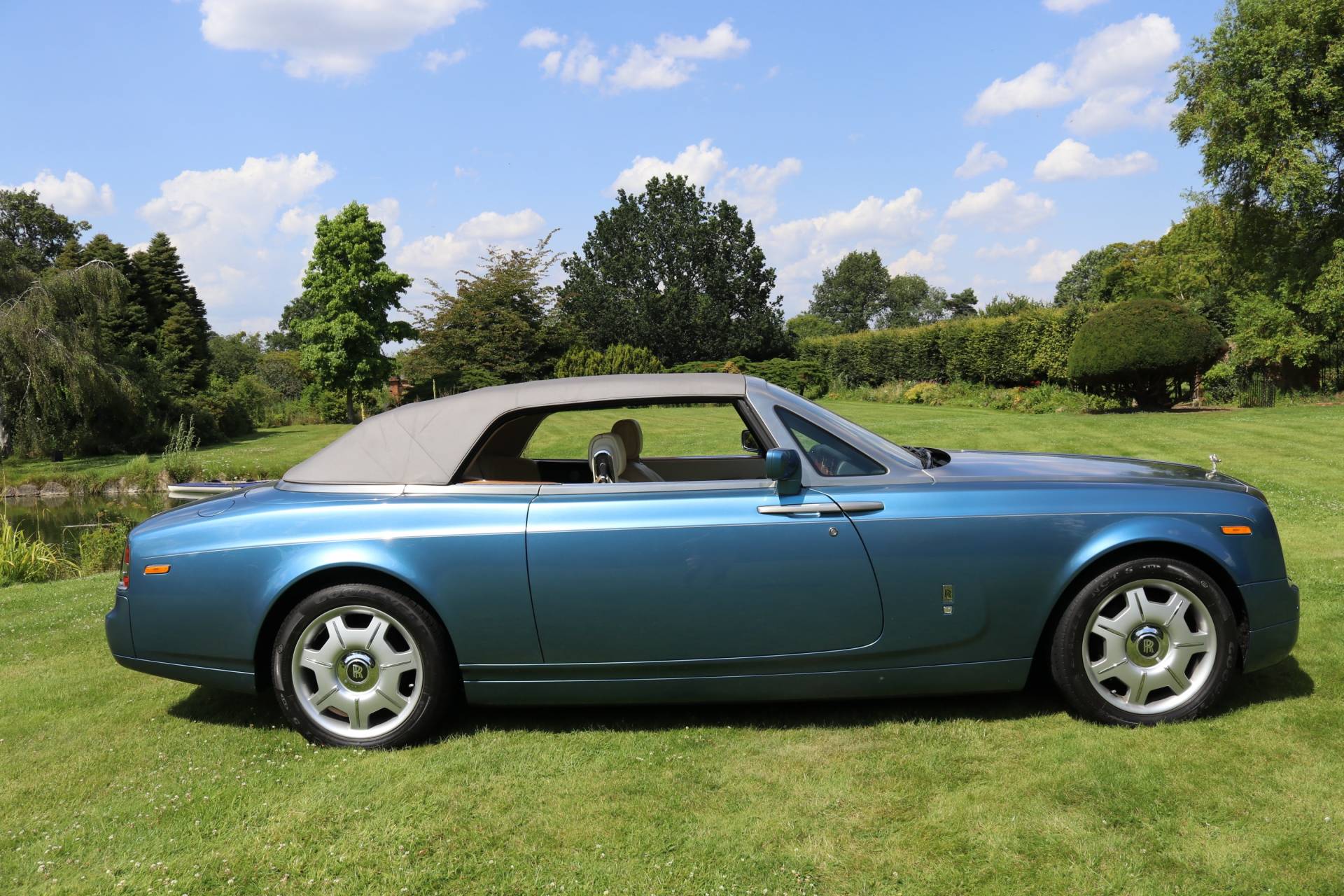 Rolls-Royce Phantom Drophead Coupé
