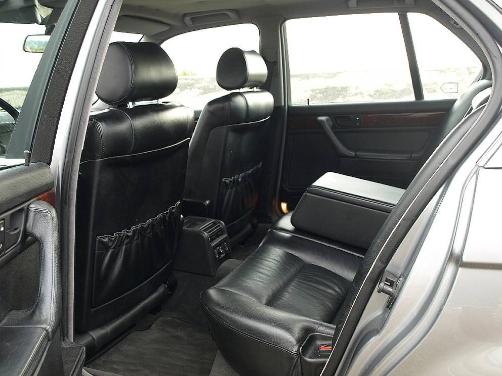 BMW 750i