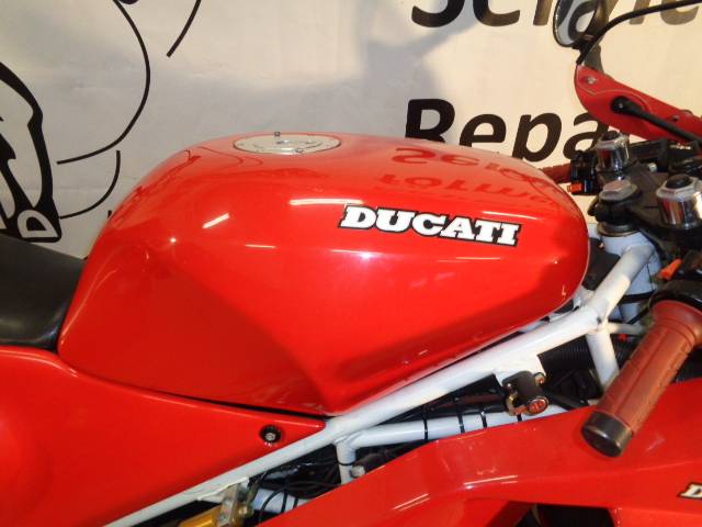 Ducati 851 S