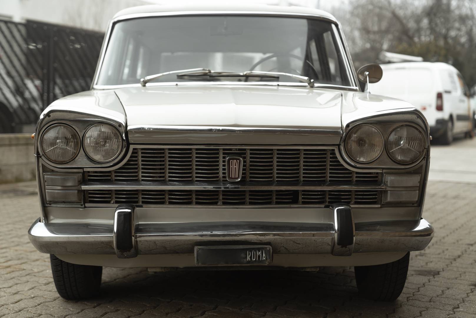 FIAT 2300