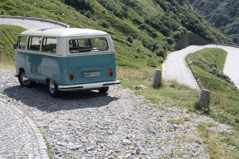 Volkswagen T2a Kombi
