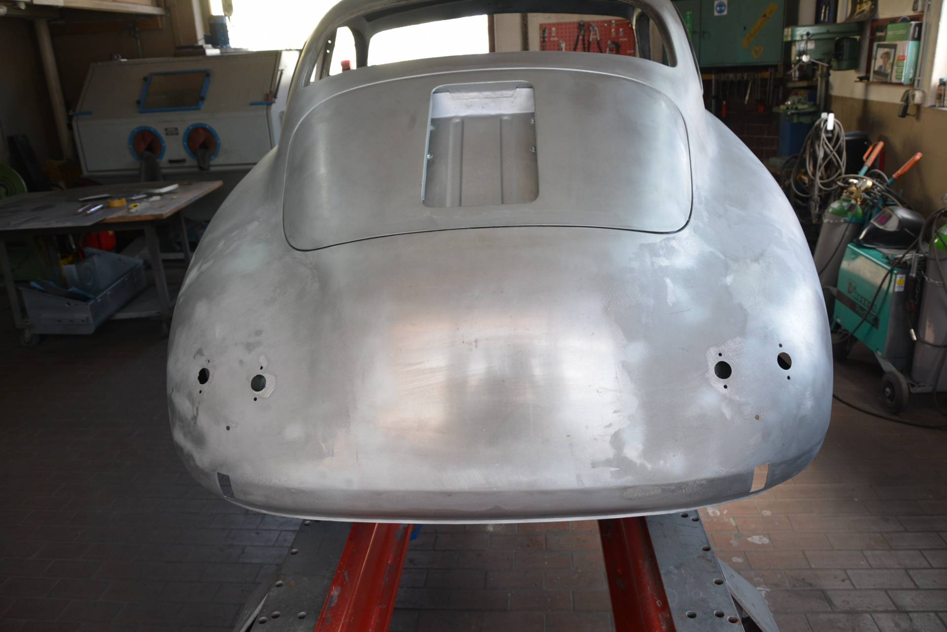Porsche 356 1500 - Ansicht Rohkarosse hinten