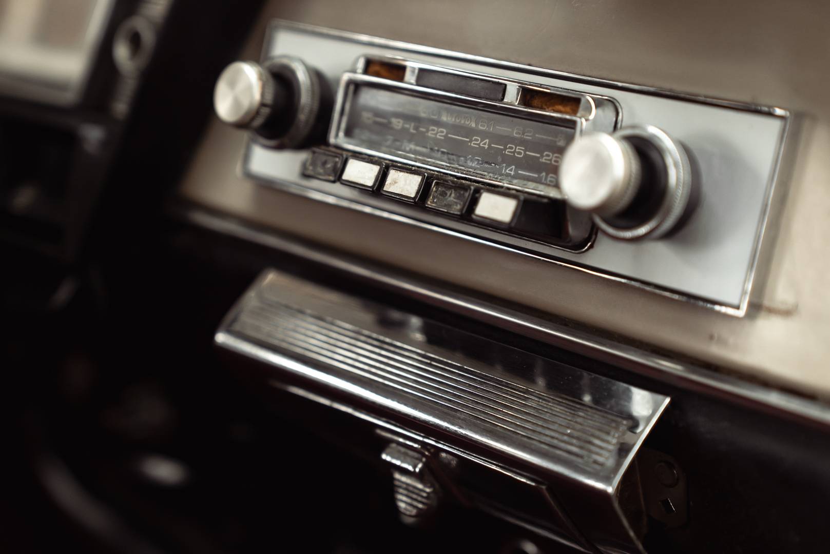FIAT 2300