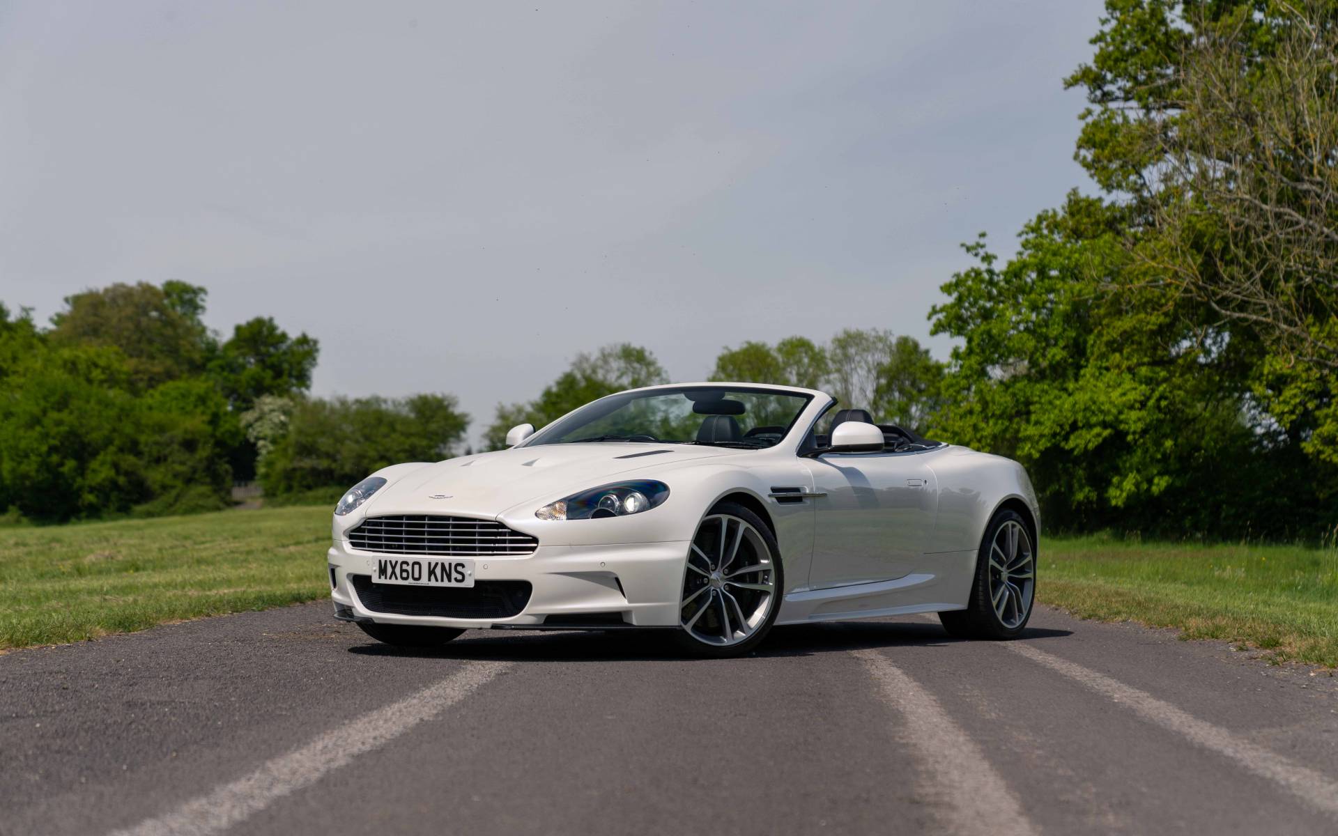 Aston Martin DBS