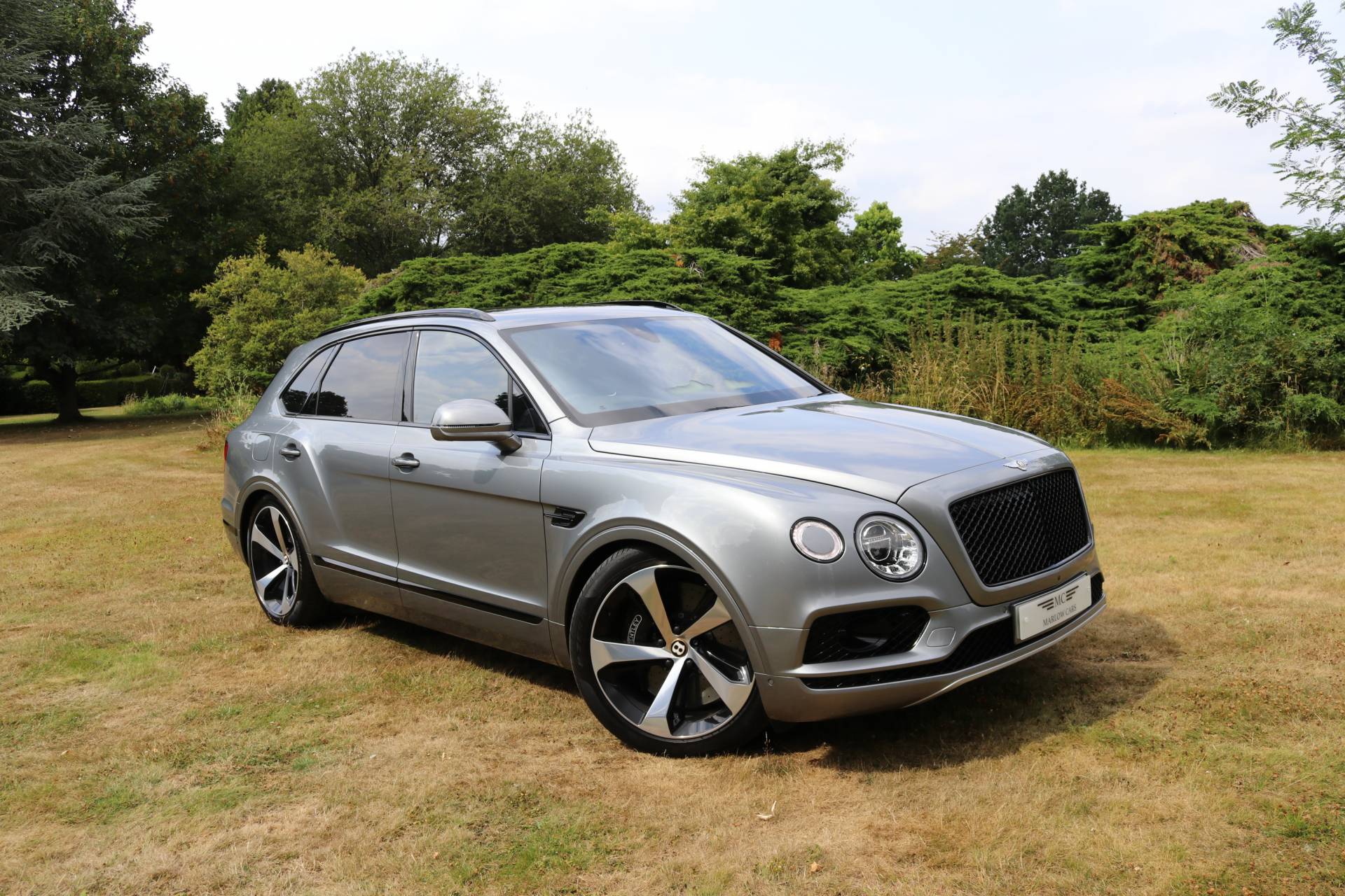 Bentley Bentayga V8