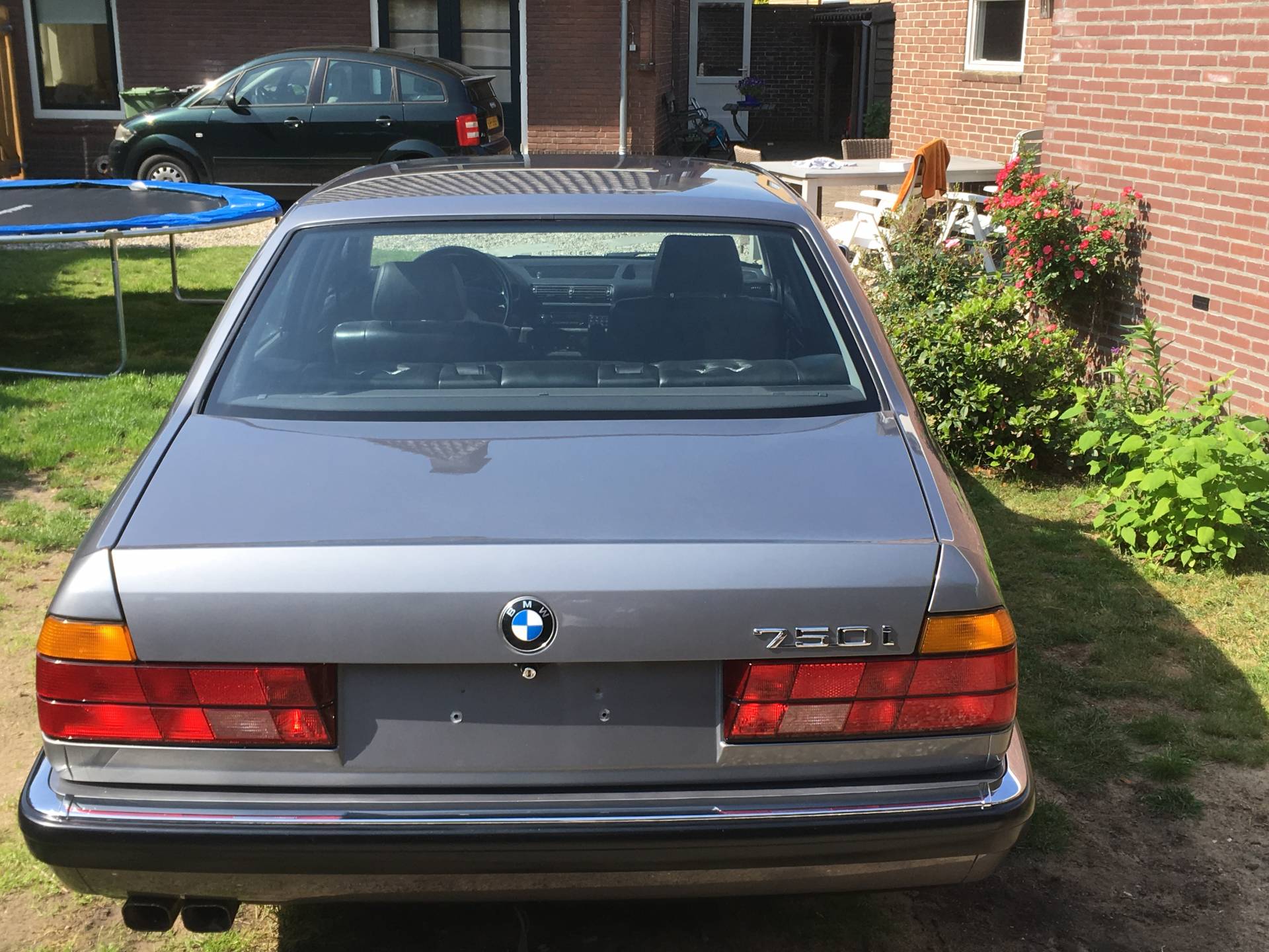 BMW 750i