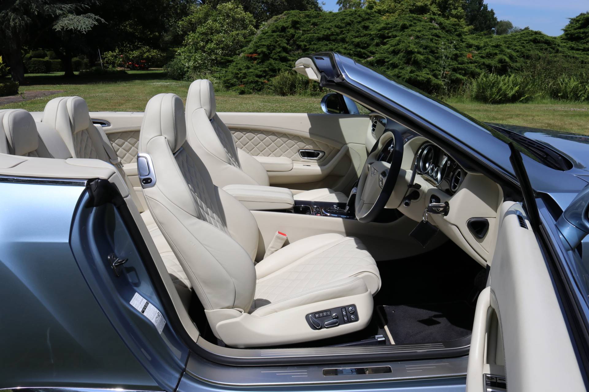 Bentley Continental GTC Speed