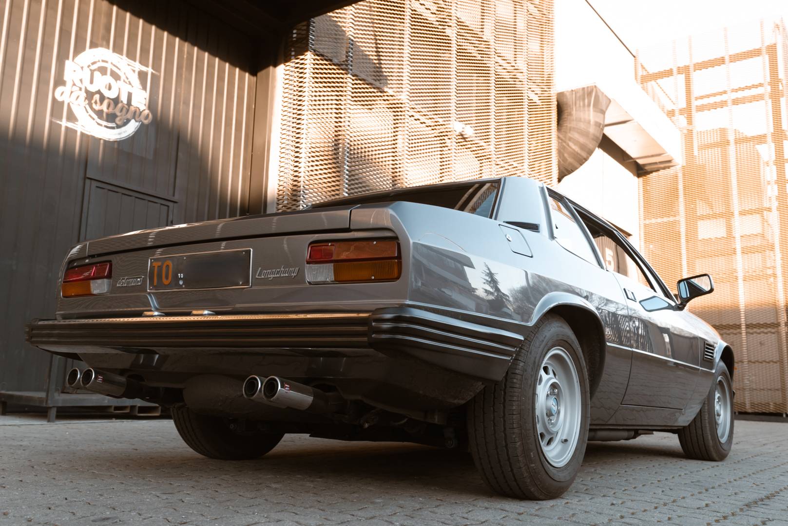 De Tomaso Longchamp