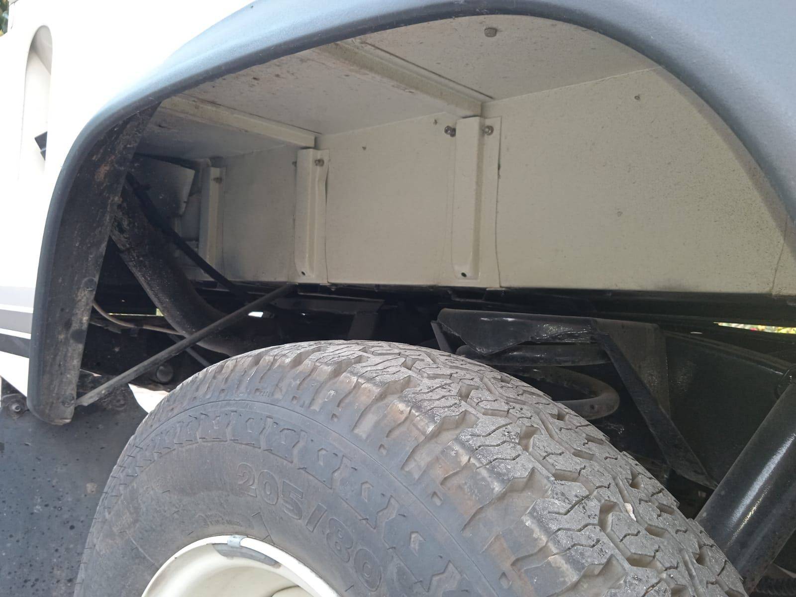 Land Rover Defender 110