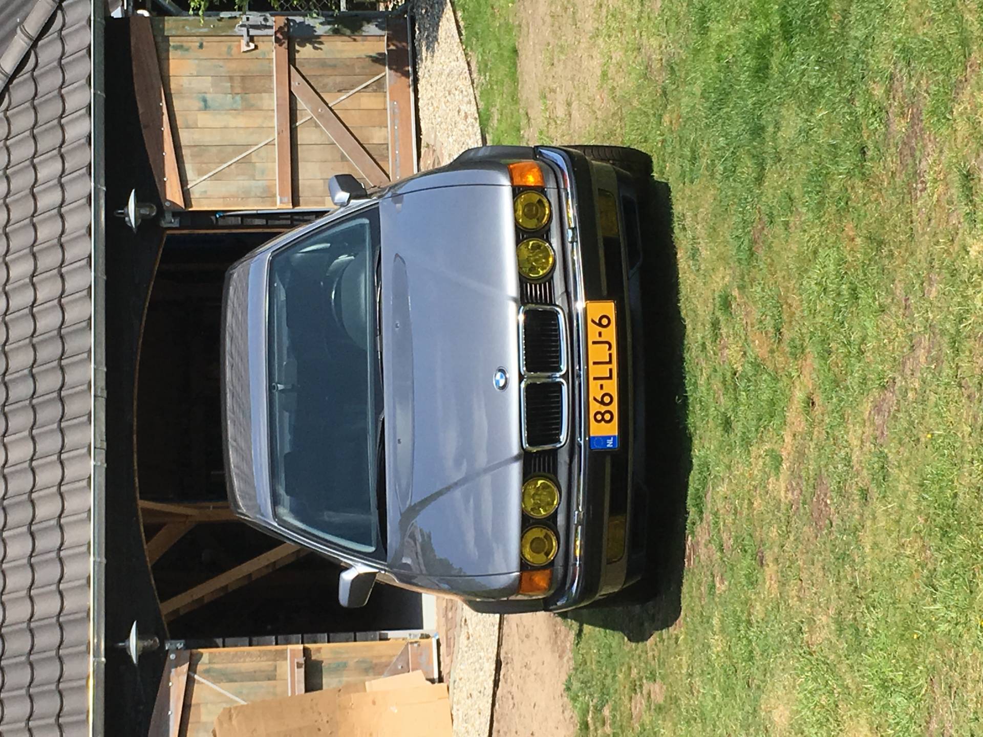 BMW 750i