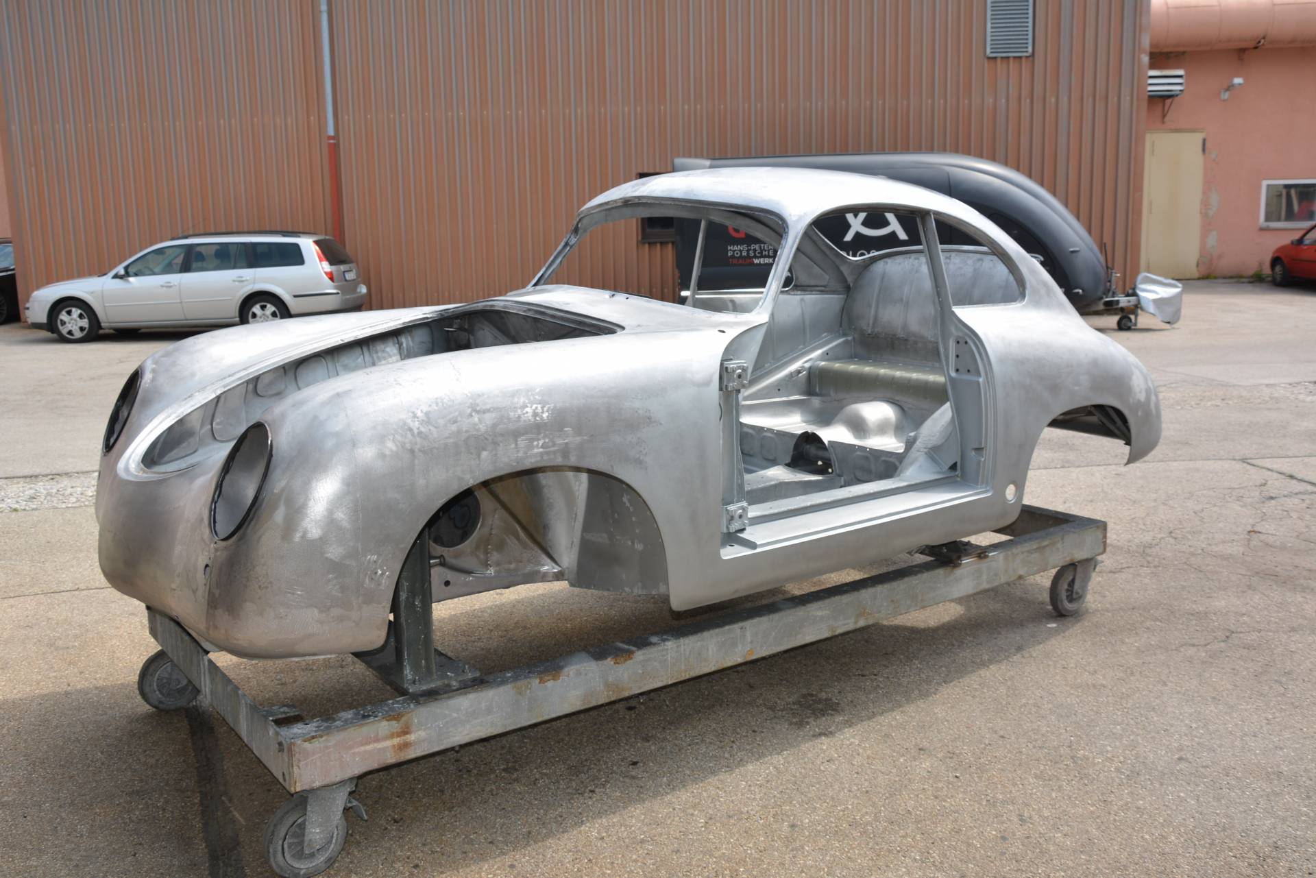 Porsche 356 1500 - Rohkarosse vorne links