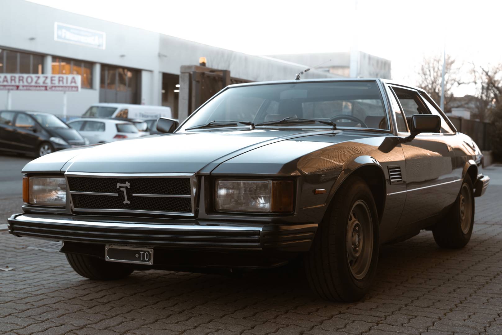 De Tomaso Longchamp