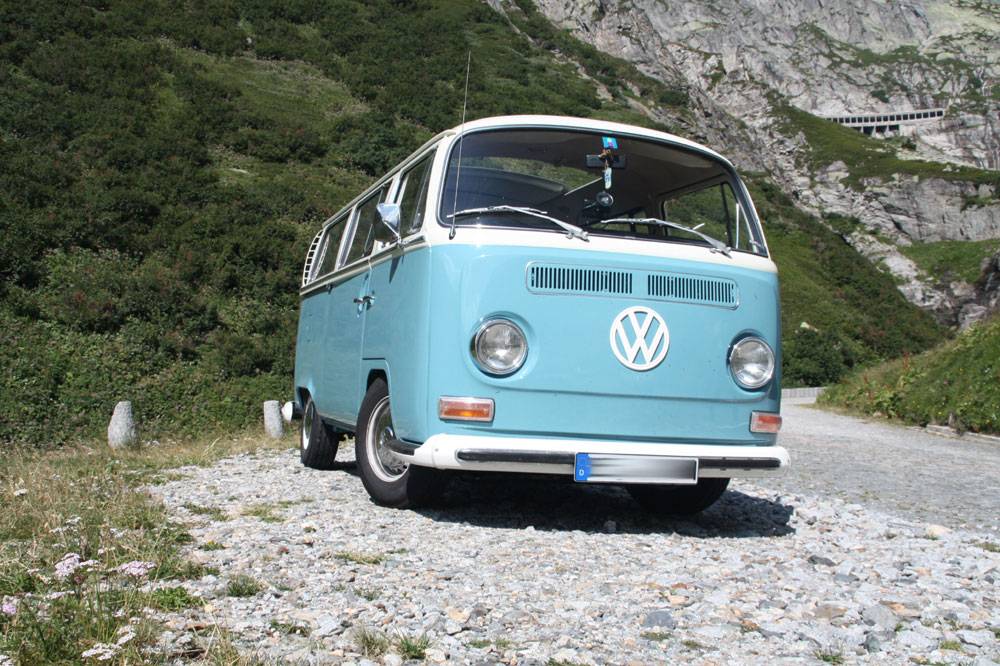 Volkswagen T2a Kombi