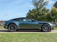 Aston Martin DB 11 V12