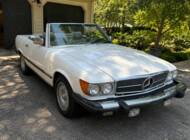 Mercedes-Benz 560 SL