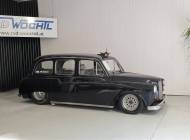 Carbodies FX 4 R London Taxi