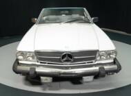 Mercedes-Benz 560 SL