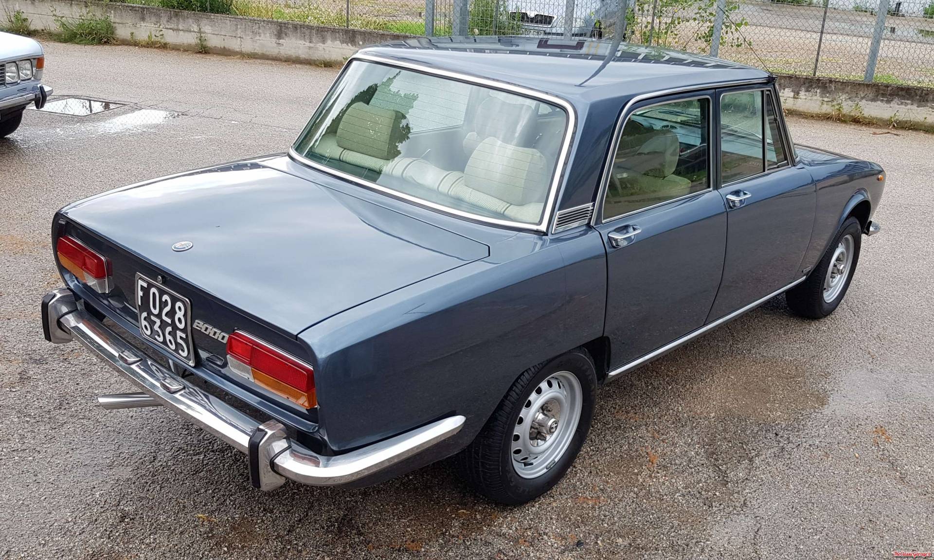 Alfa Romeo 2000 d