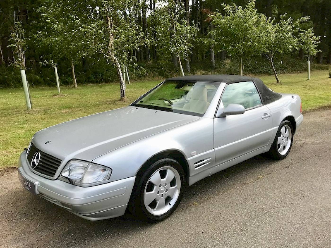 For Sale: Mercedes-Benz SL 320 (1999) offered for GBP 19,495