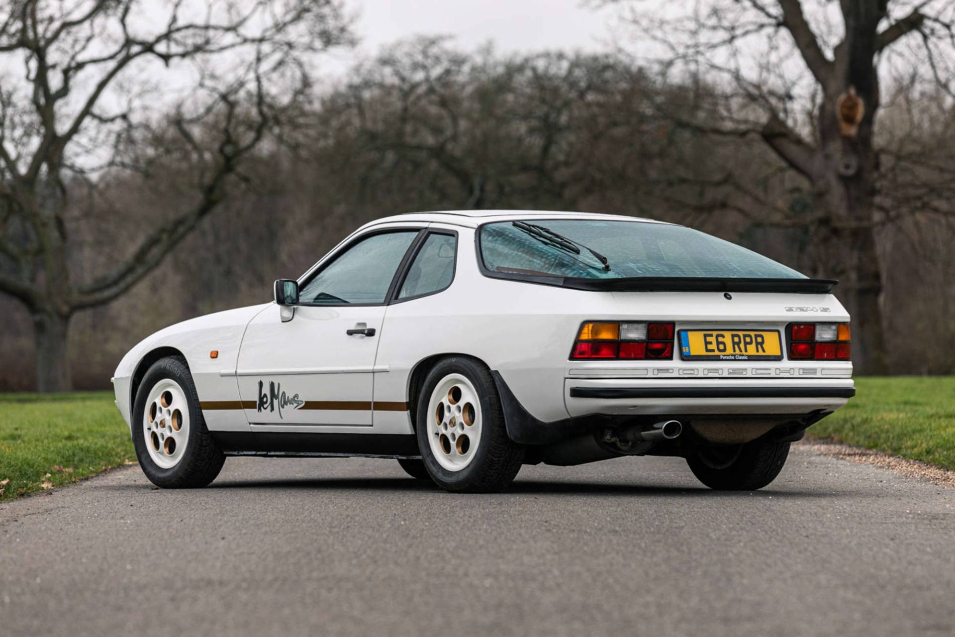 Porsche 924 s