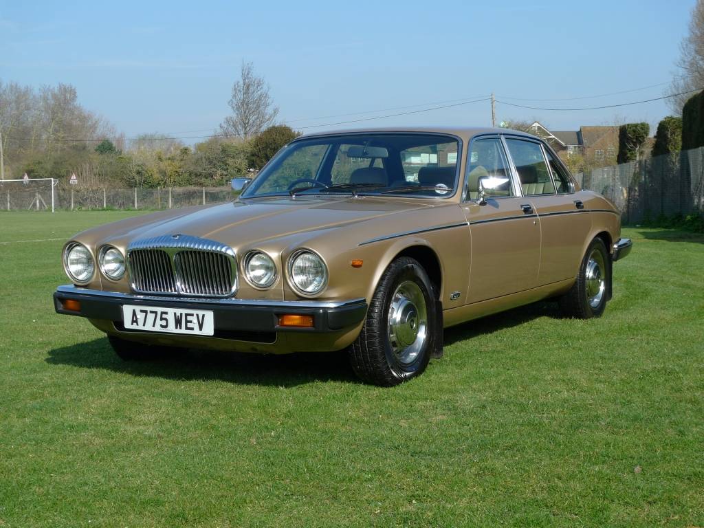 For Sale Daimler Sovereign 4.2 (1983) offered for GBP 6,995