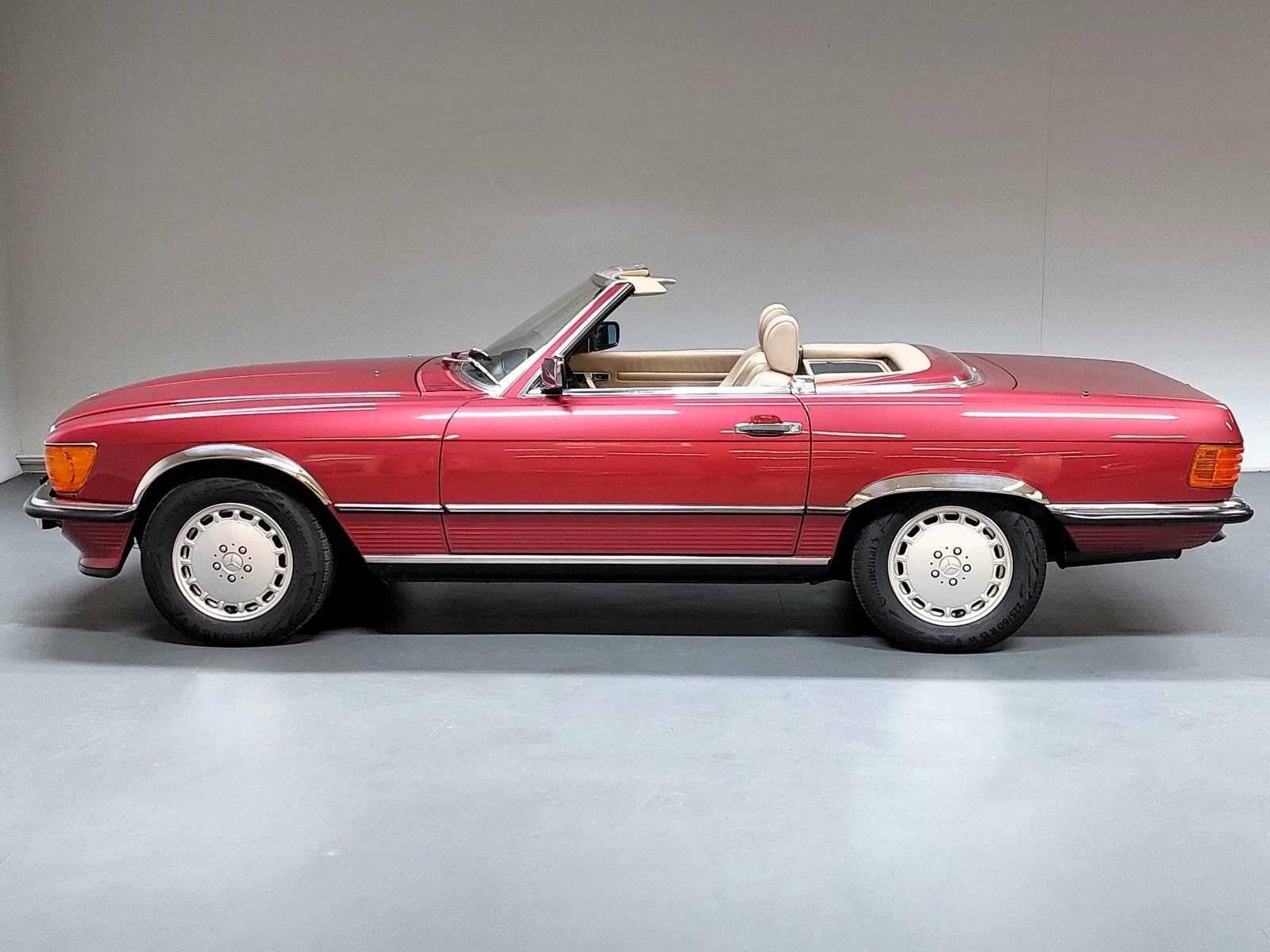 For Sale: Mercedes-Benz 300 SL (1988) offered for €59,900