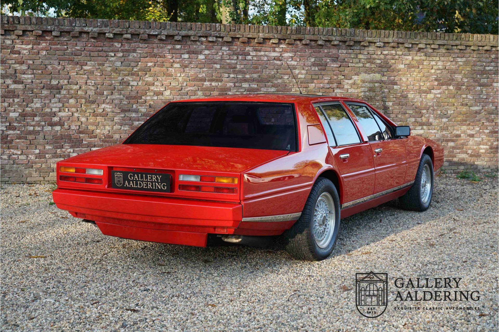 For Sale Aston Martin Lagonda (1984) offered for GBP 96,542