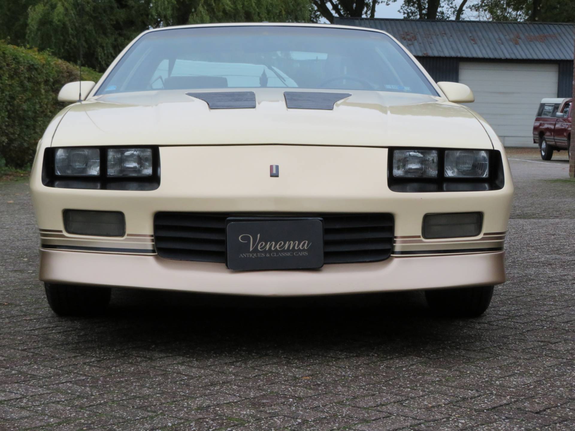 For Sale: Chevrolet Camaro Z28 (1985) offered for £14,677