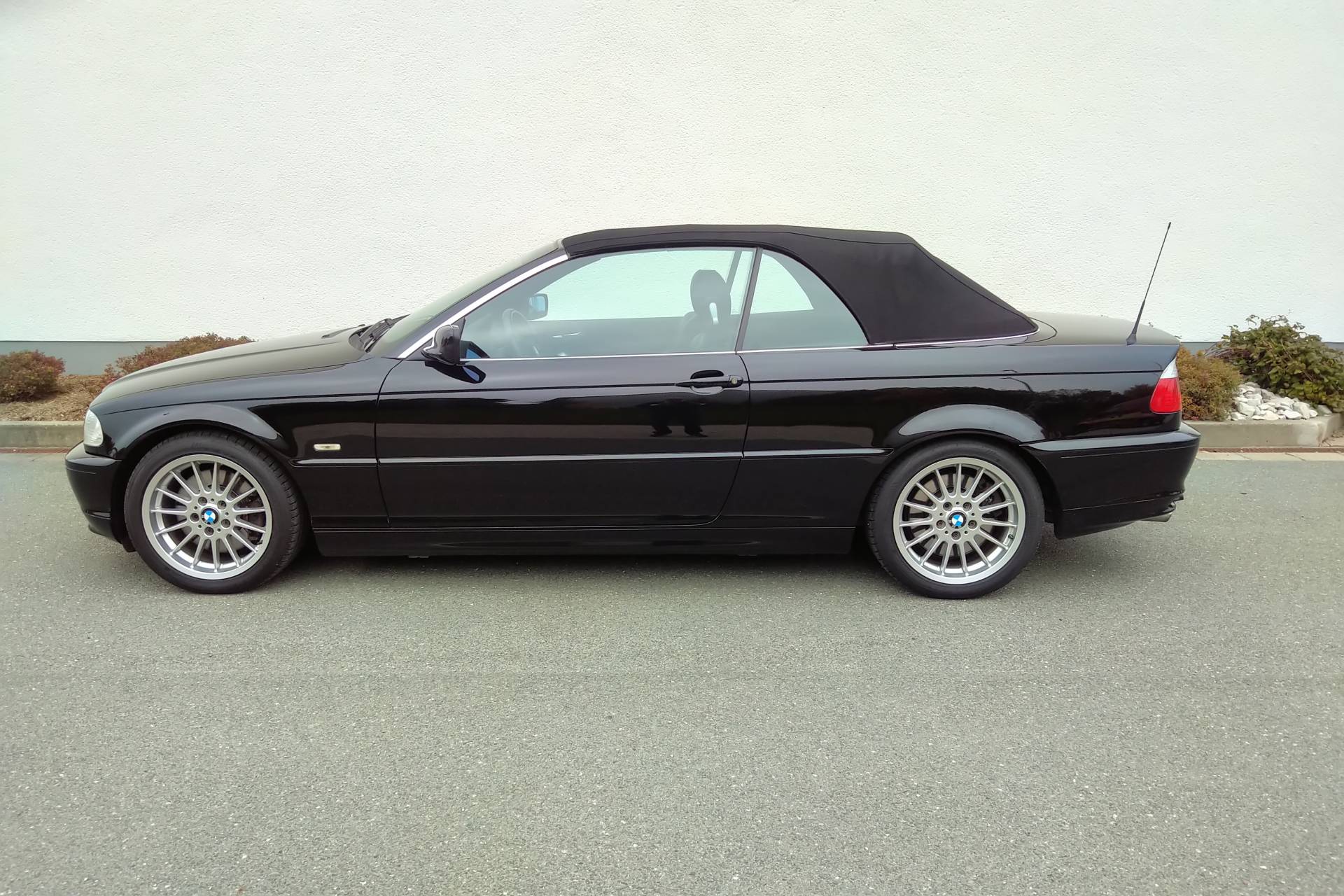 2023 2001 BMW 330Ci Concept