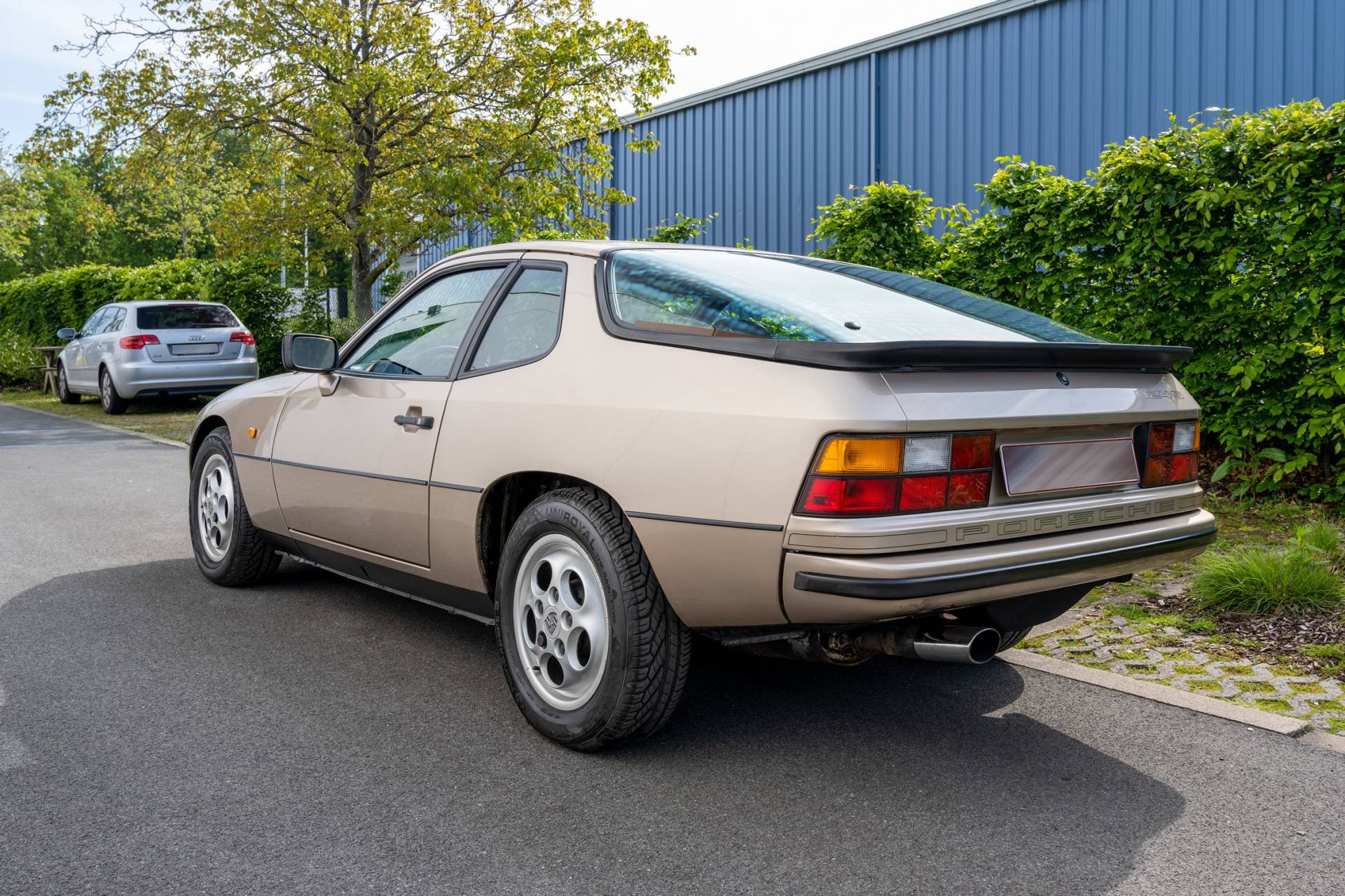 Порше 924 s
