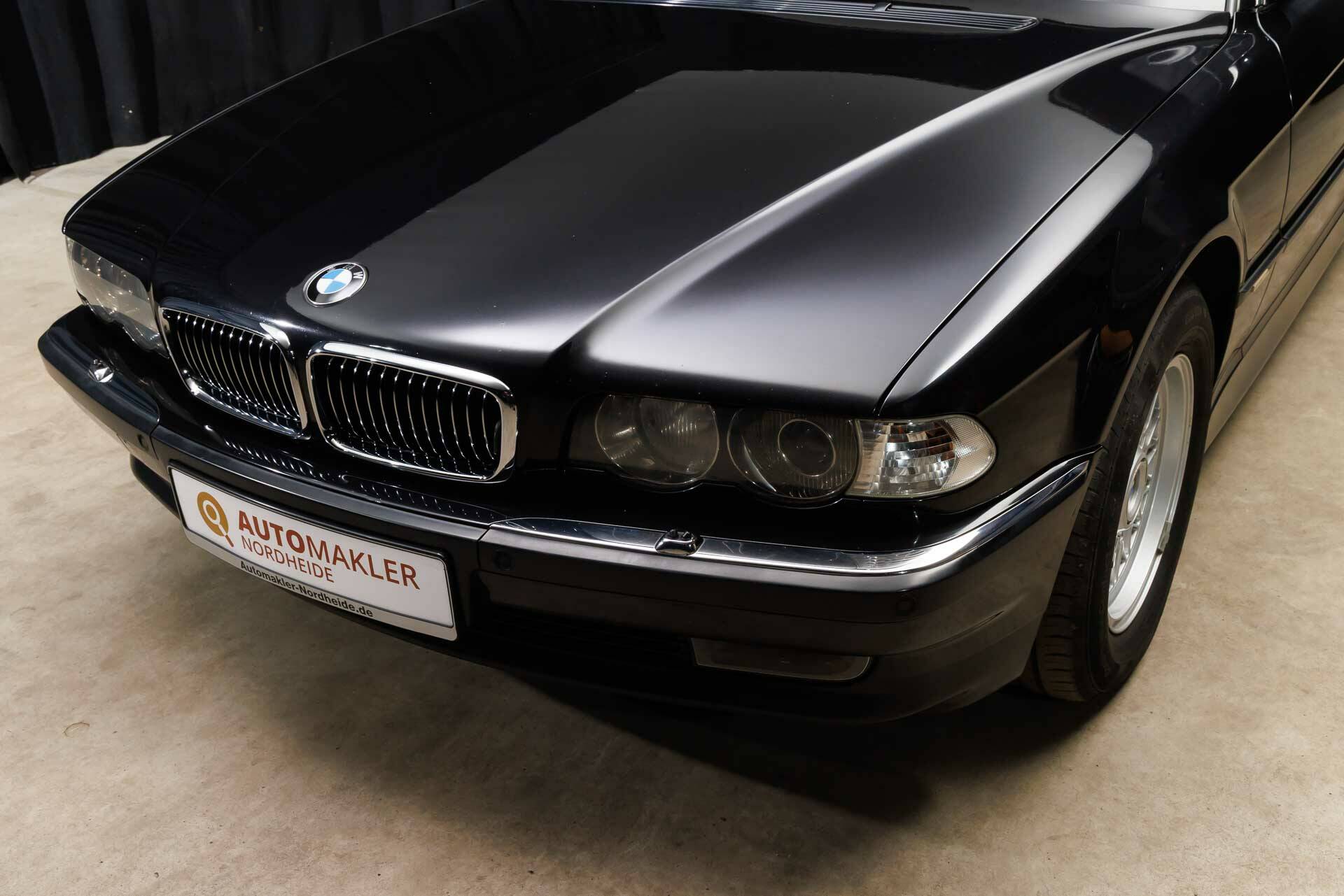 BMW 750i E38 2000