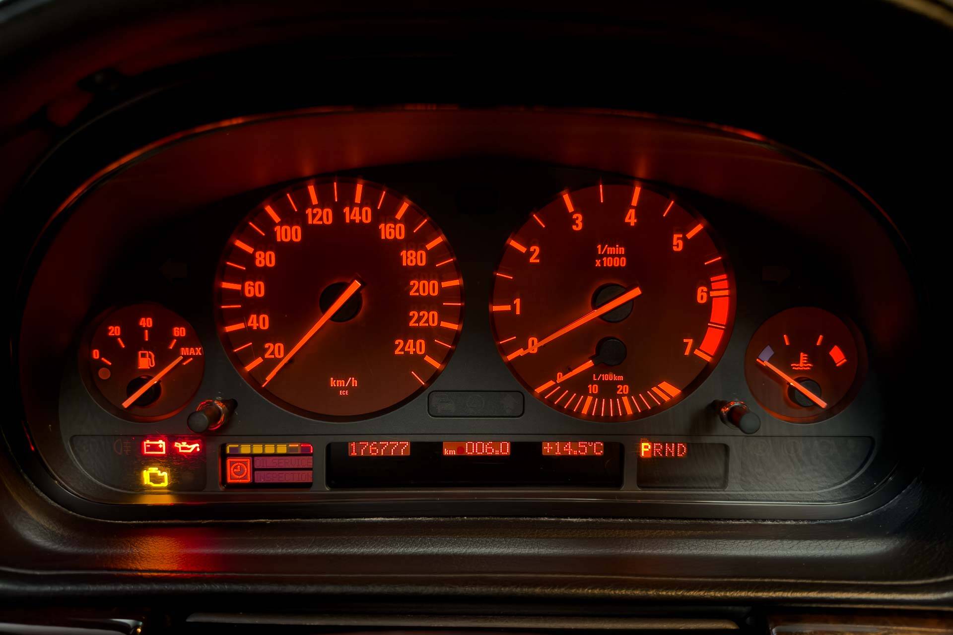 BMW 750i E38 2000