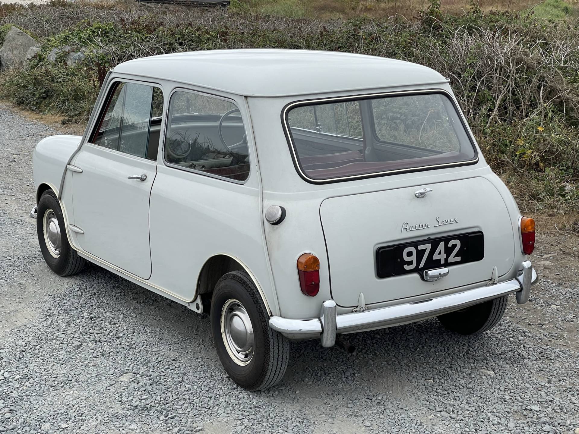 Black and White Garage - 1960 Austin Mini Seven