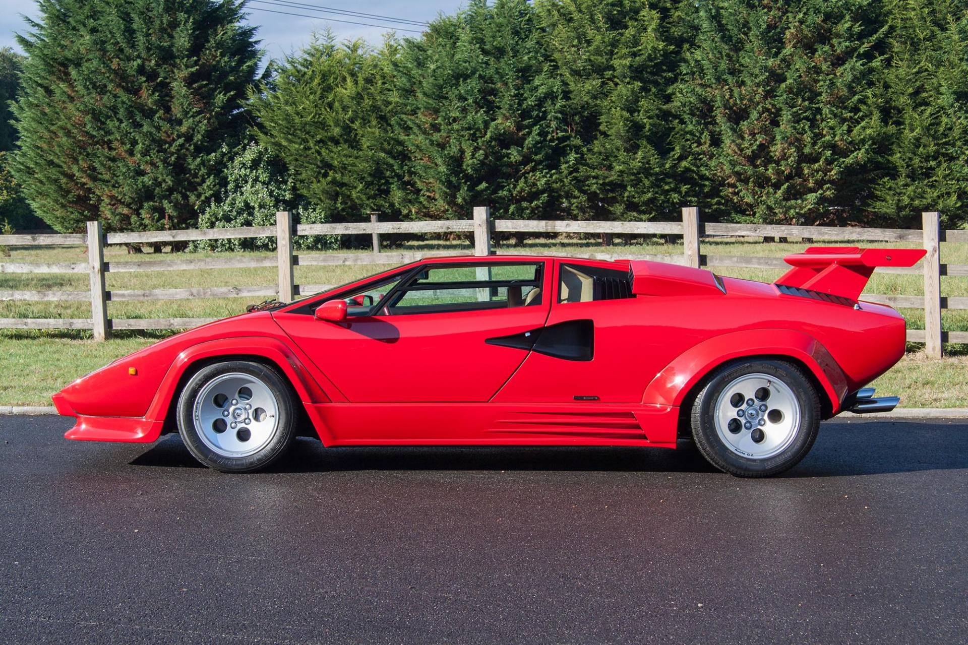 For Sale: Lamborghini Countach LP 5000 QV (1988) offered for GBP 400,000