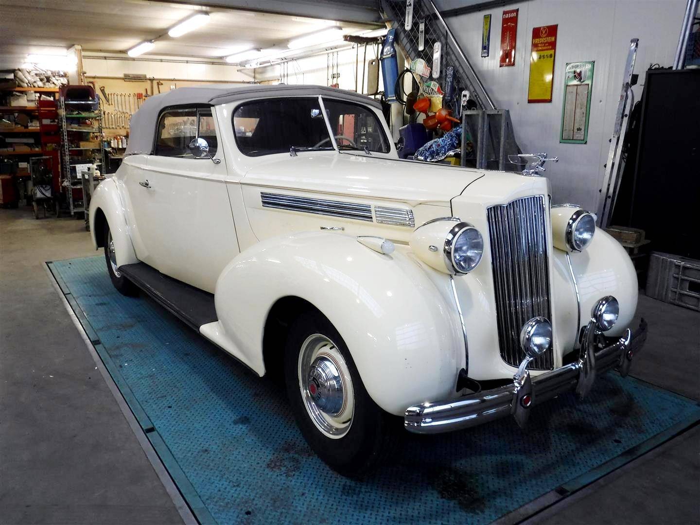 Packard eight